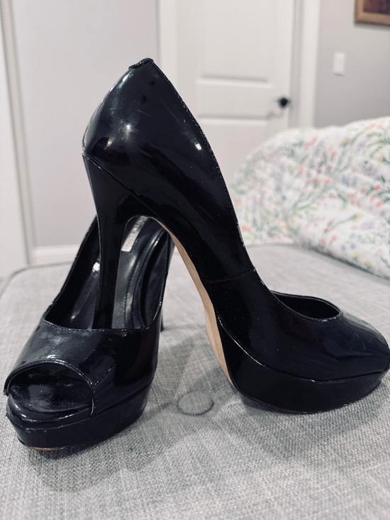 BCBGeneration Shoes - BCBGeneration Black Patent Leather Peep-Toe Pumps Size 7